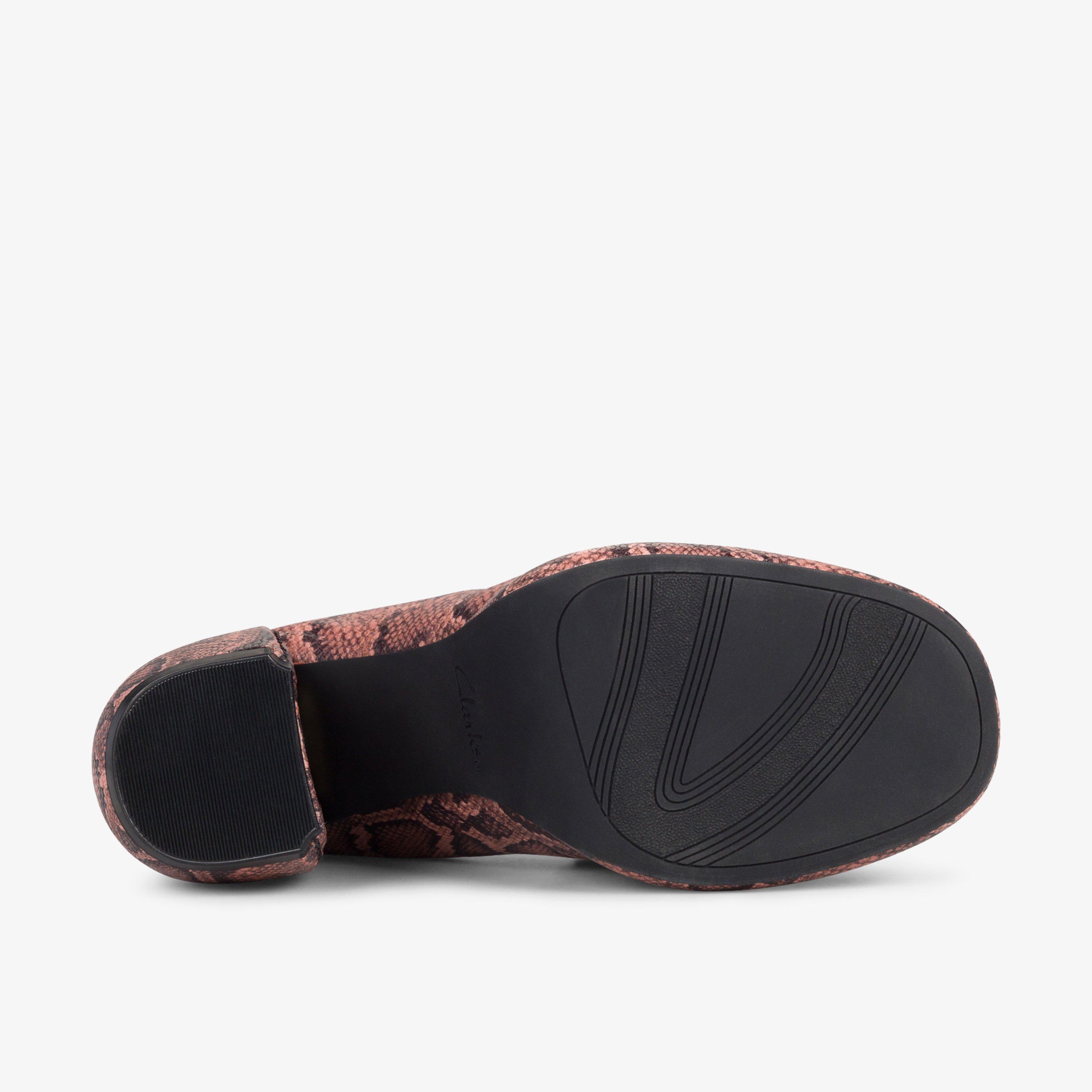 Martine Rose Loafer 1