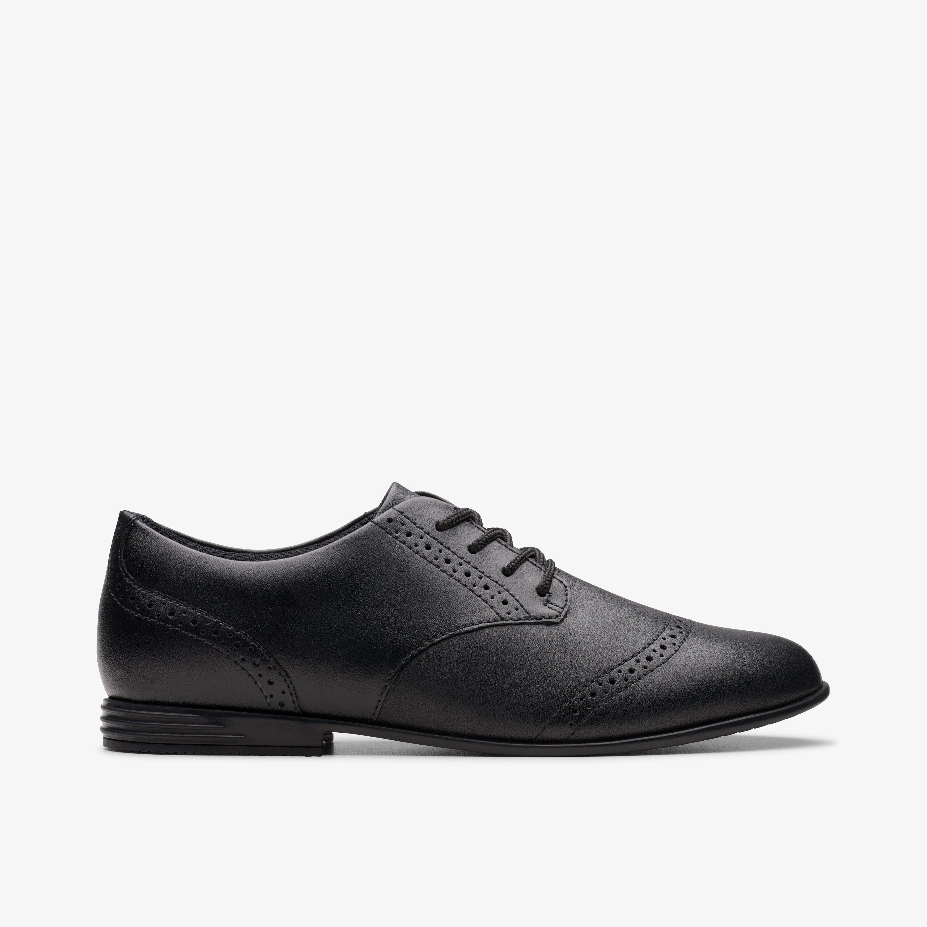 Finja Brogue Youth