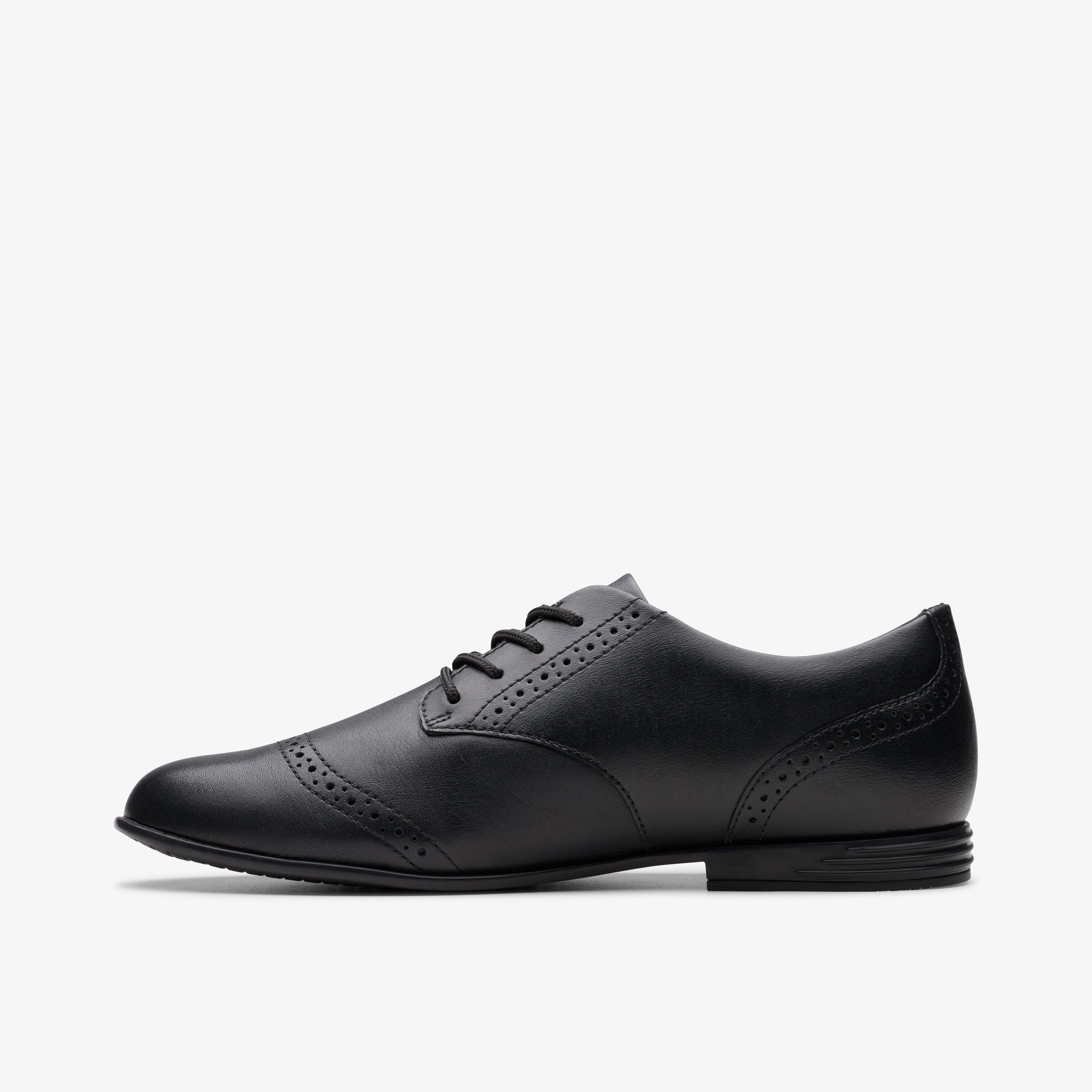 Finja Brogue Youth