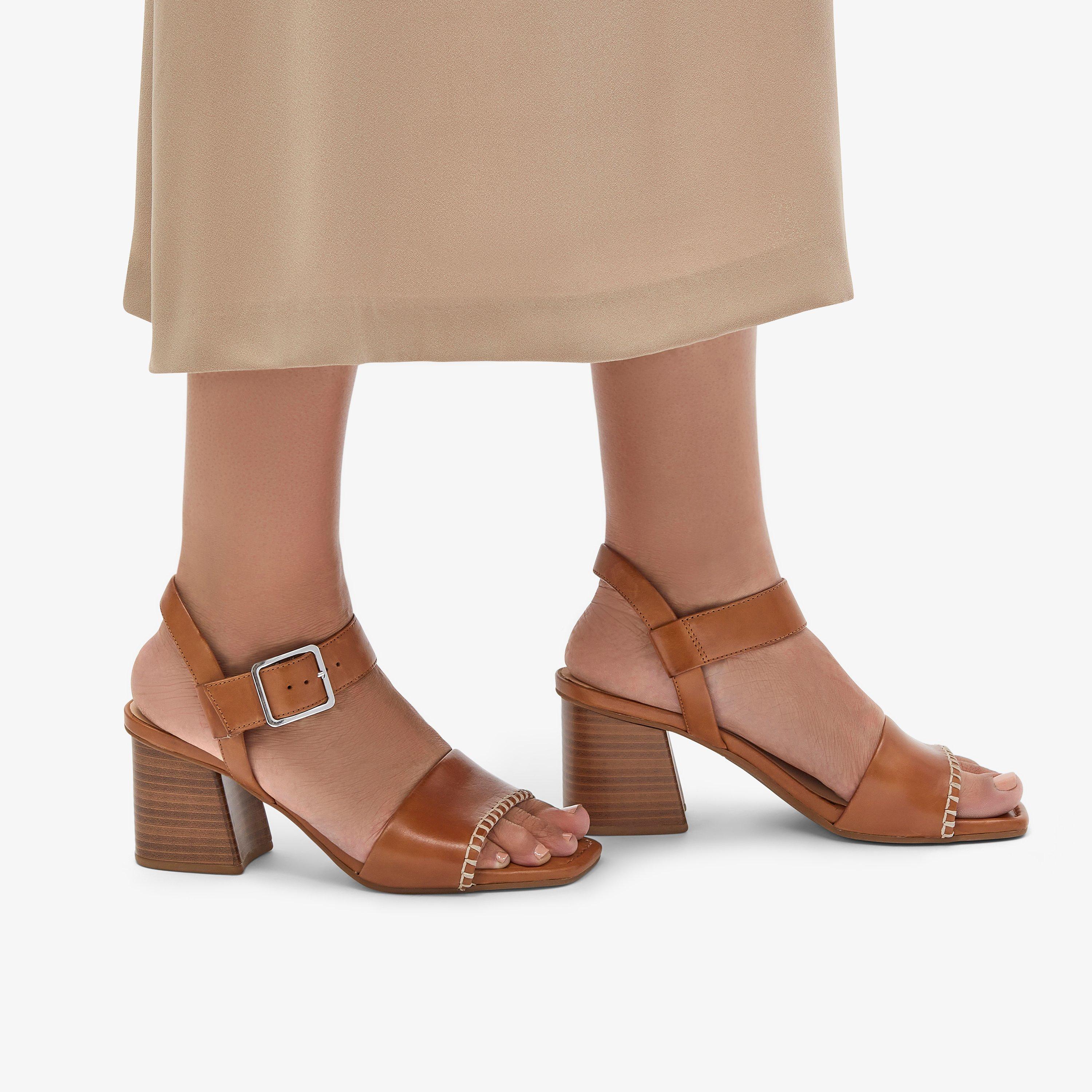 Siara65 Buckle