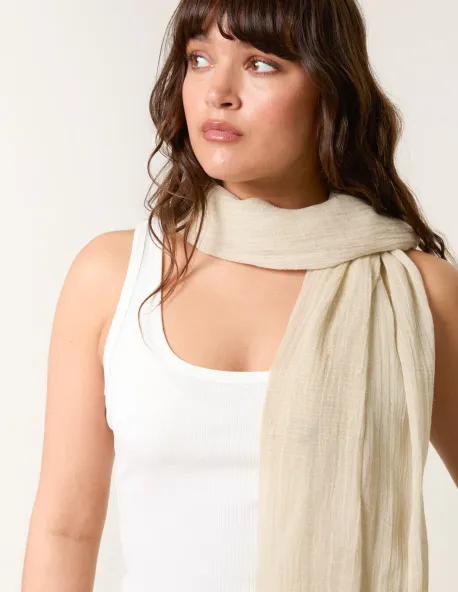 Textured Lightweight Scarf