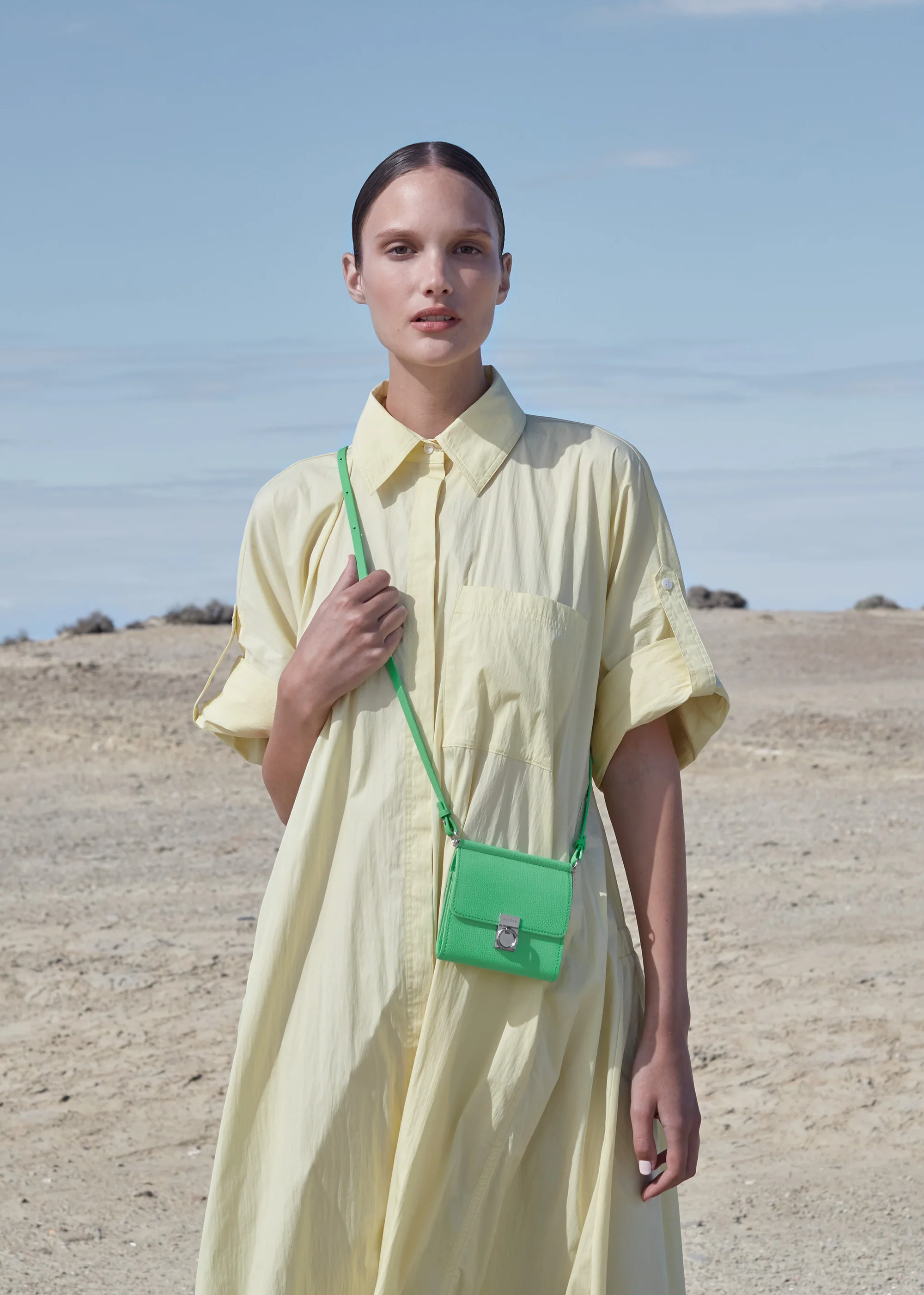 Numéro Sept Crossbody Wallet - Textured Chlorophyl