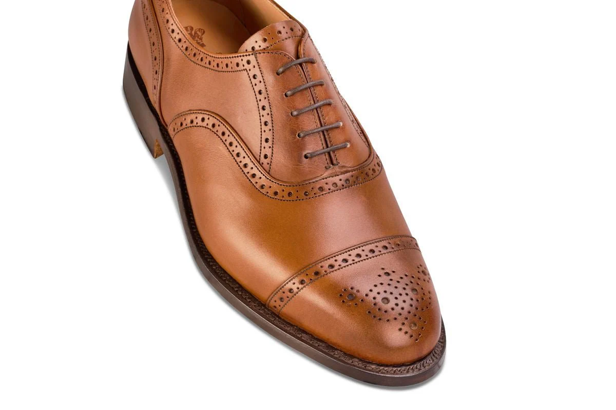 Cambridge JS9518 Brogue Toecap Oxford City Shoe - Beechnut (Multiple Width Fittings)