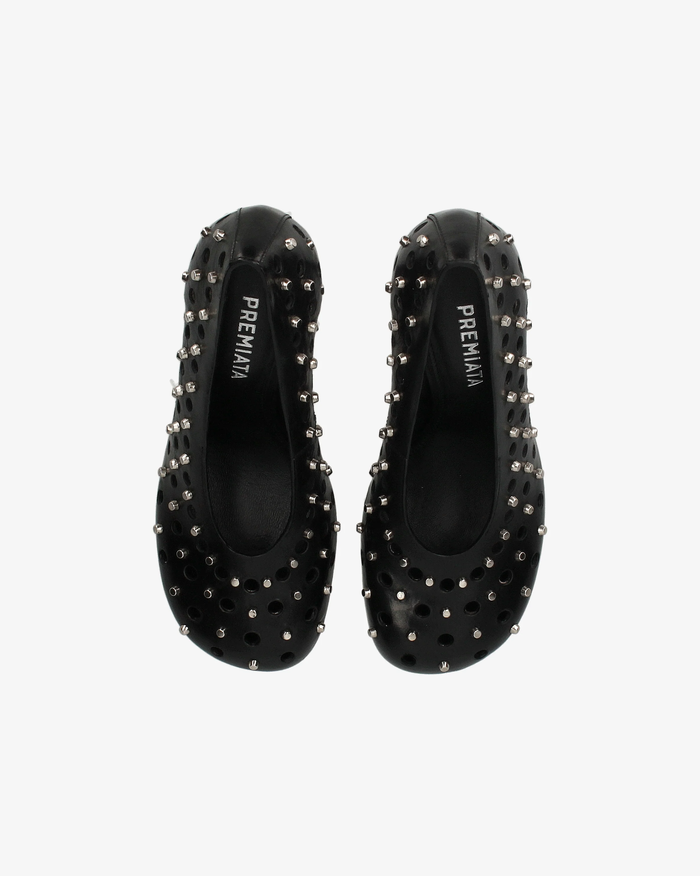Chanel calfskin shoe with studs