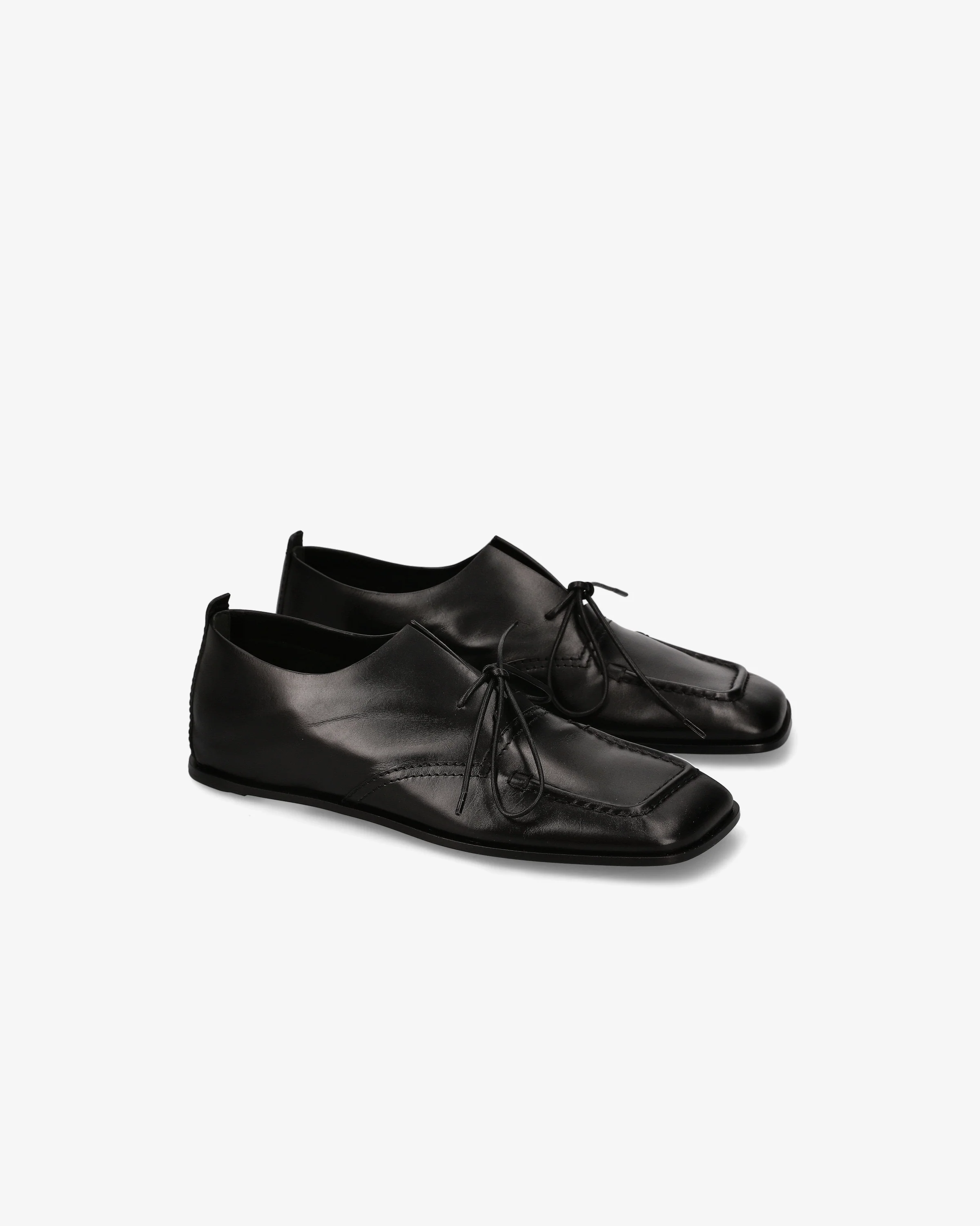 Minimalist Leather Loafer with Adjustable Heel
