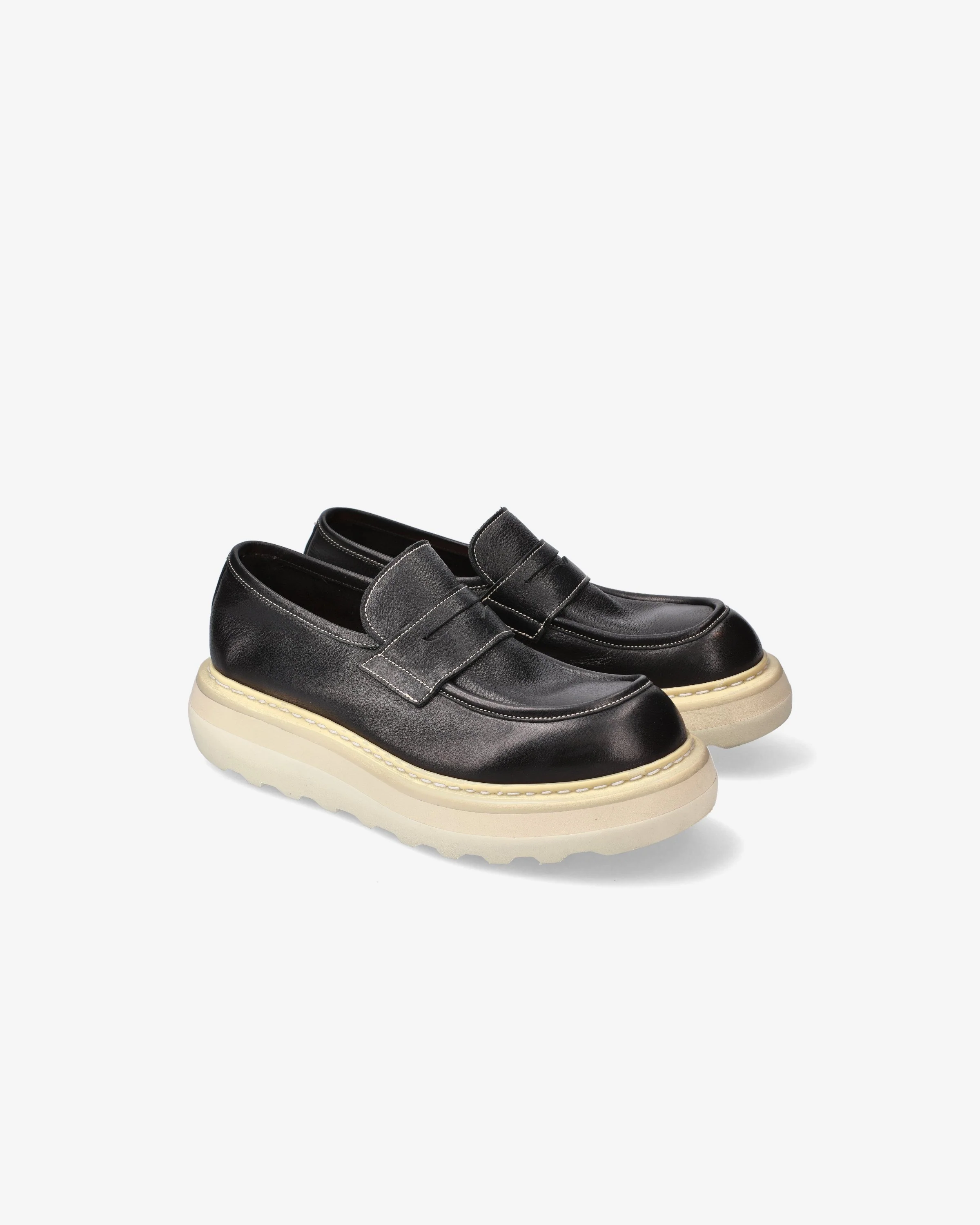 City Moccasin with Edge on Bowl