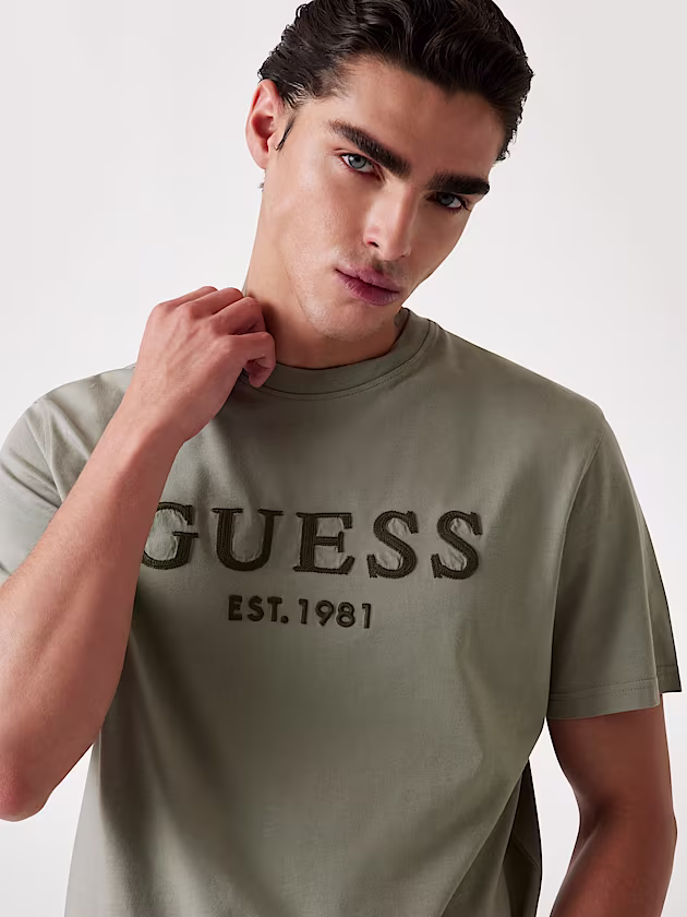Front logo T-shirt - GUESS