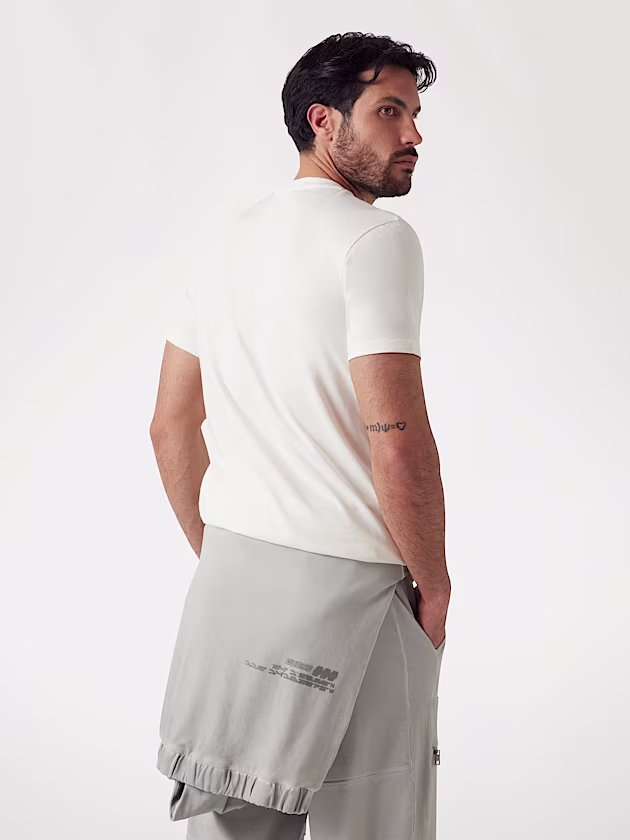 Regular-fit logo T-shirt - GUESS