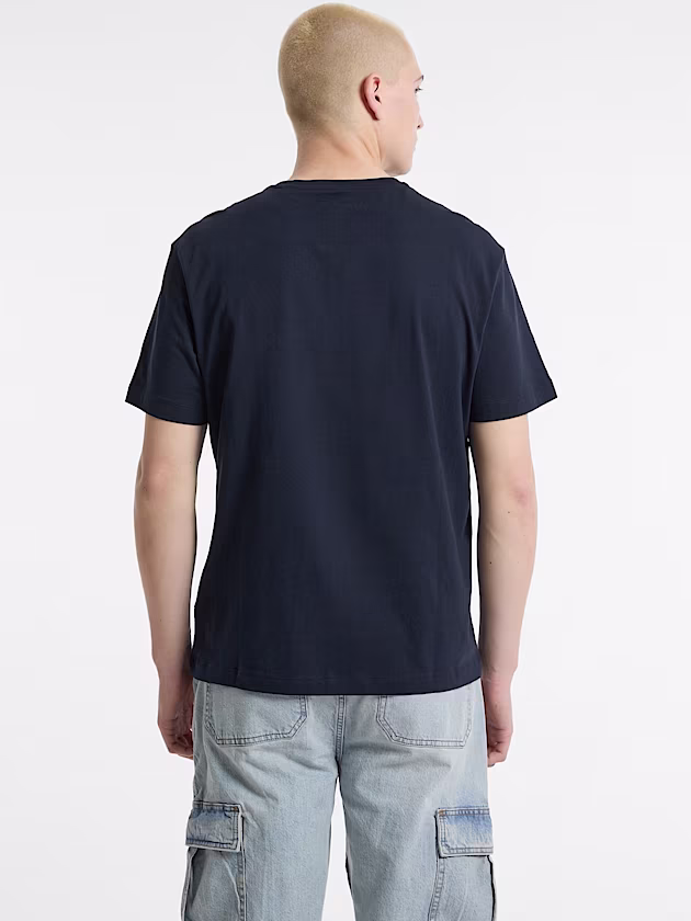 Crewneck Collegiate Tee - GUESS