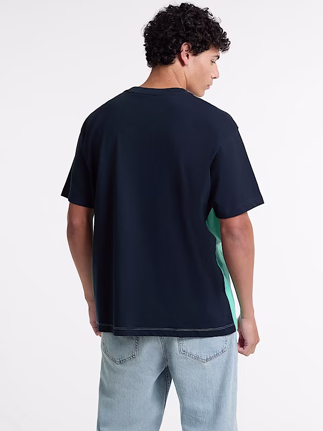 Oversized logo t-shirt - GUESS