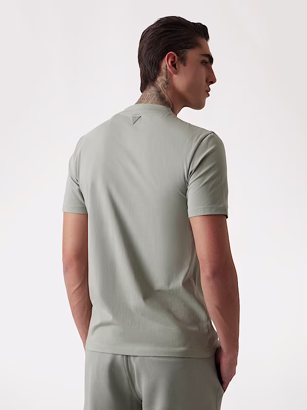 Front logo t-shirt - GUESS