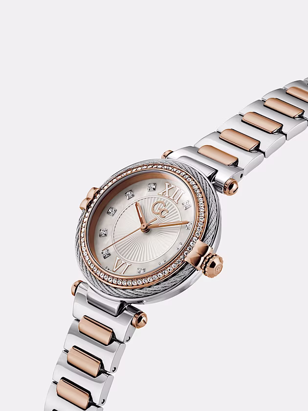 GC watch in stainless steel - GUESS