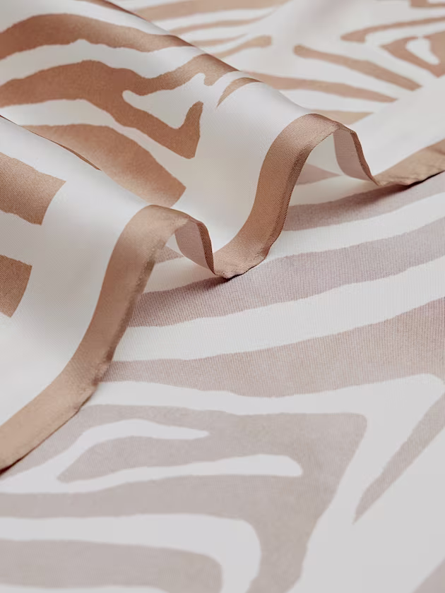 Marciano printed twill scarf - GUESS