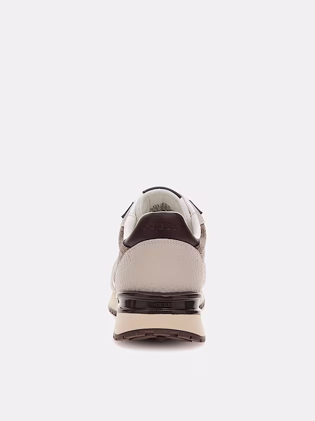 Island 4G logo running shoe - GUESS