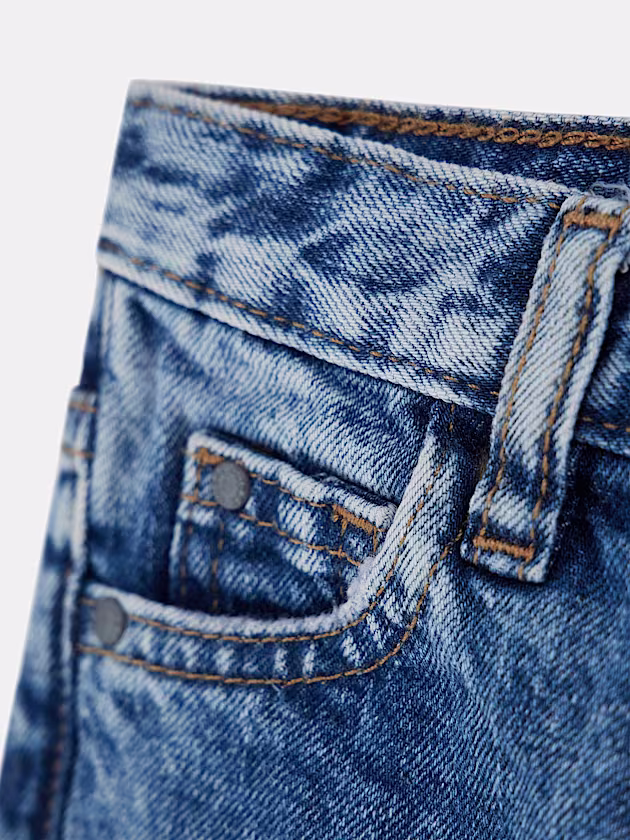 Triangle logo denim shorts - GUESS