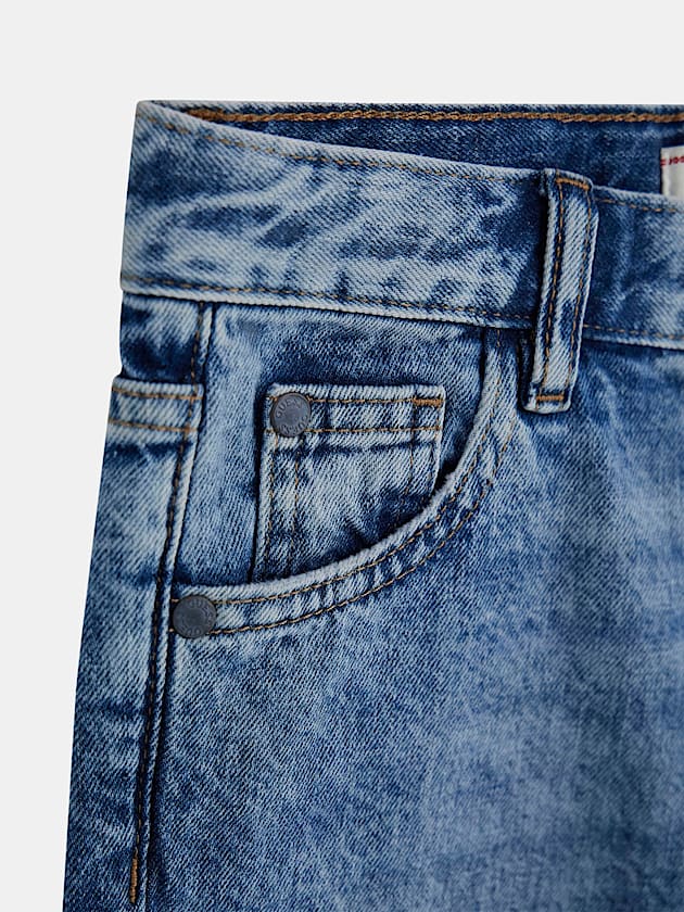 Triangle logo denim shorts - GUESS