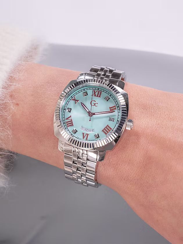 GC analogue quartz watch in stainless steel - GUESS