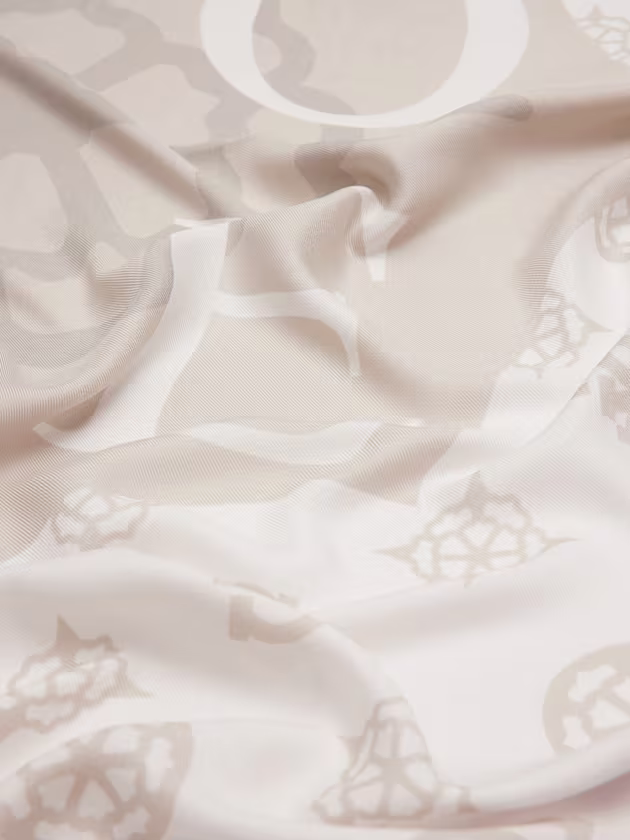 Logo and hearts viscose kefiah - GUESS