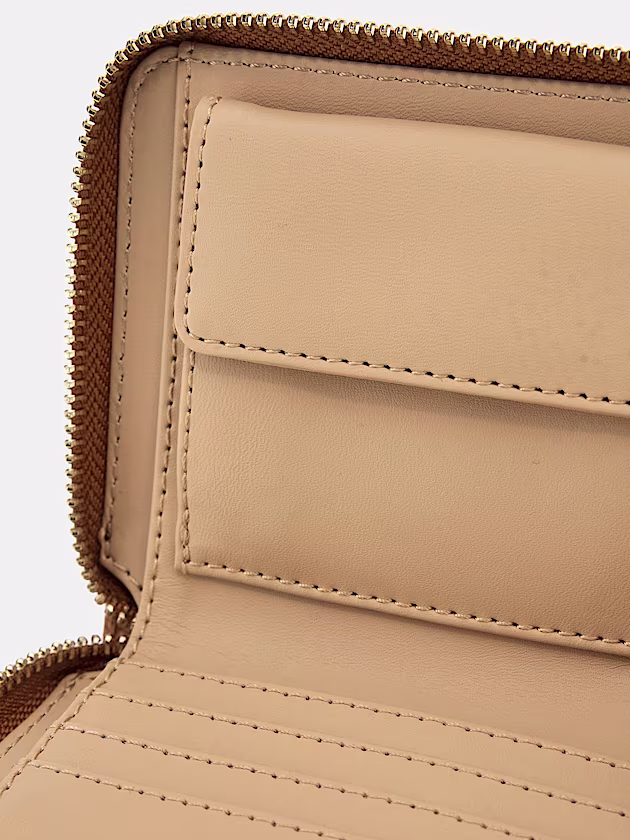 Laurel triangle logo mini wallet - GUESS