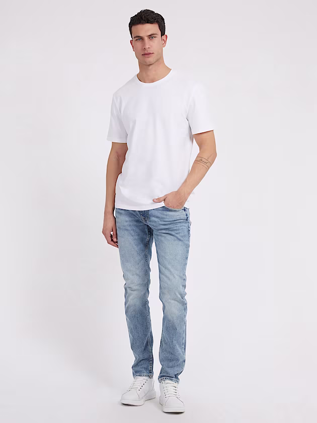 Front embroidered logo t-shirt - GUESS