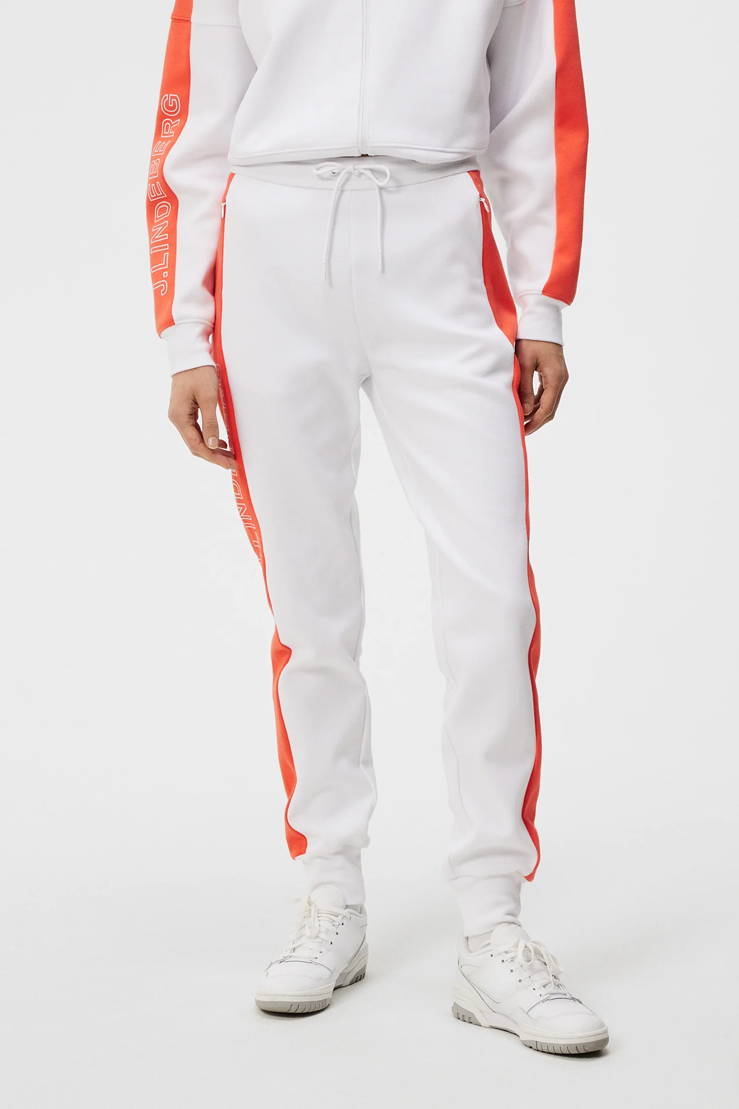 Amelia Pant White