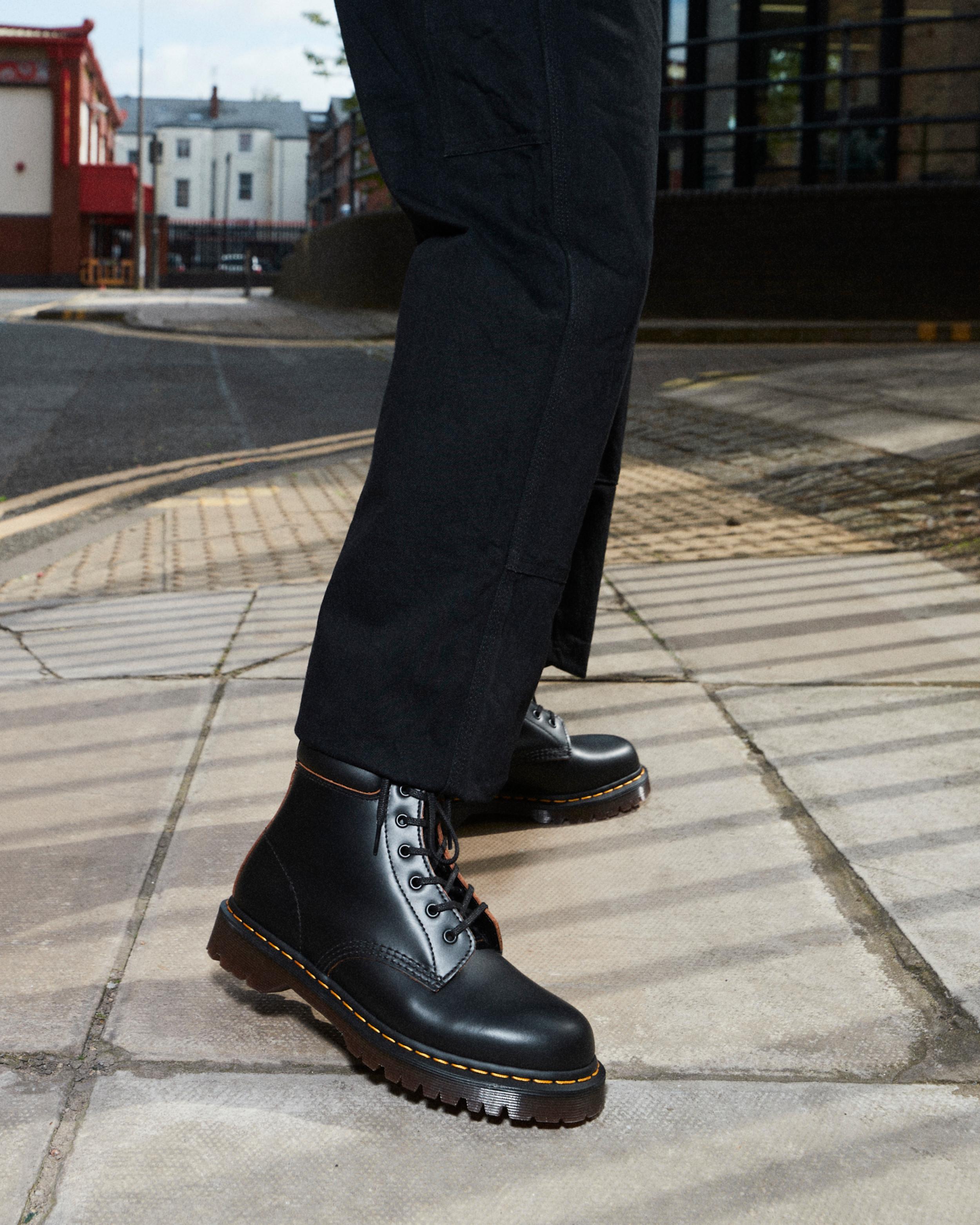 939 Vintage Smooth Leather Ankle Boots