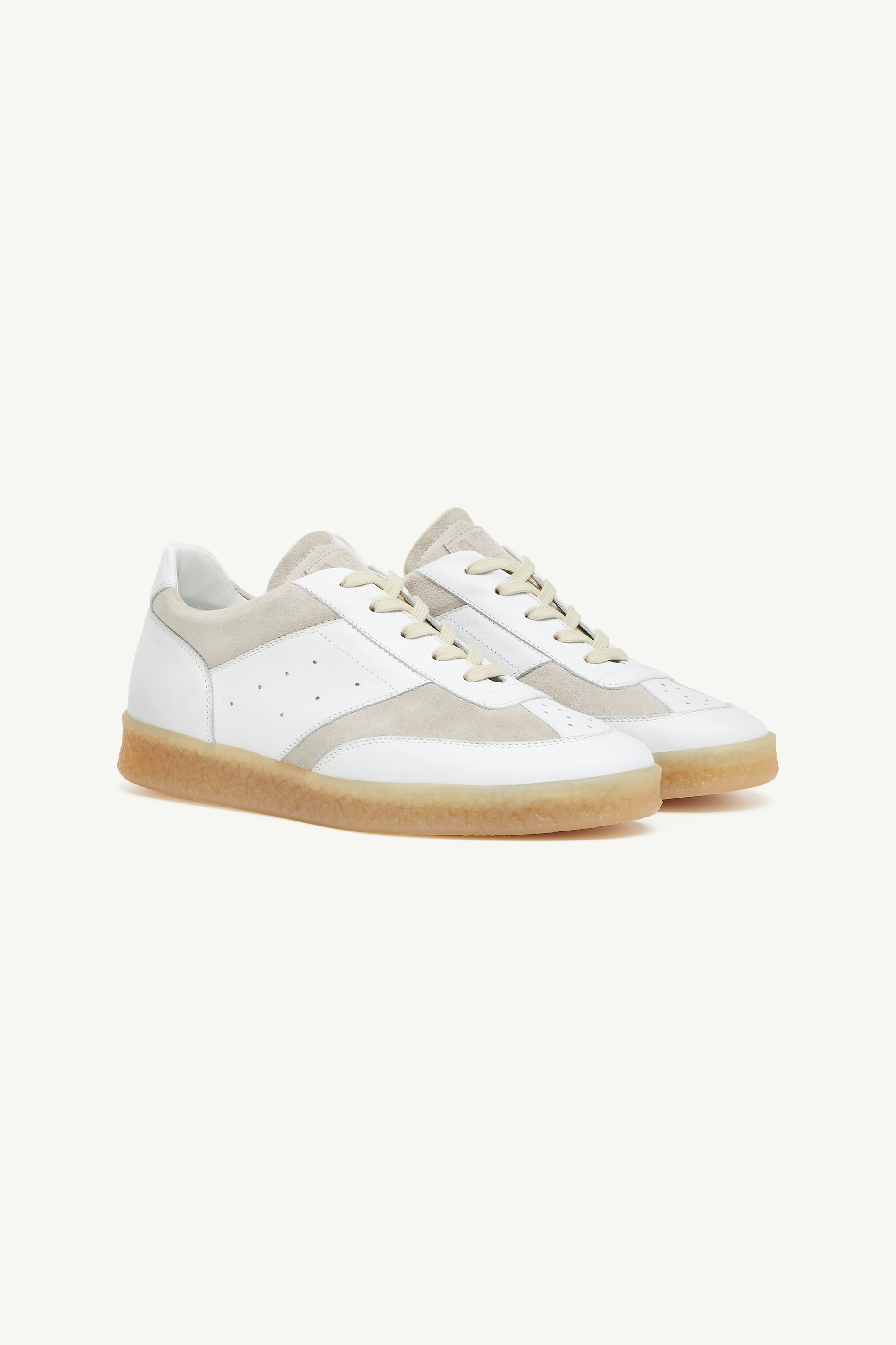 6 court sneakers