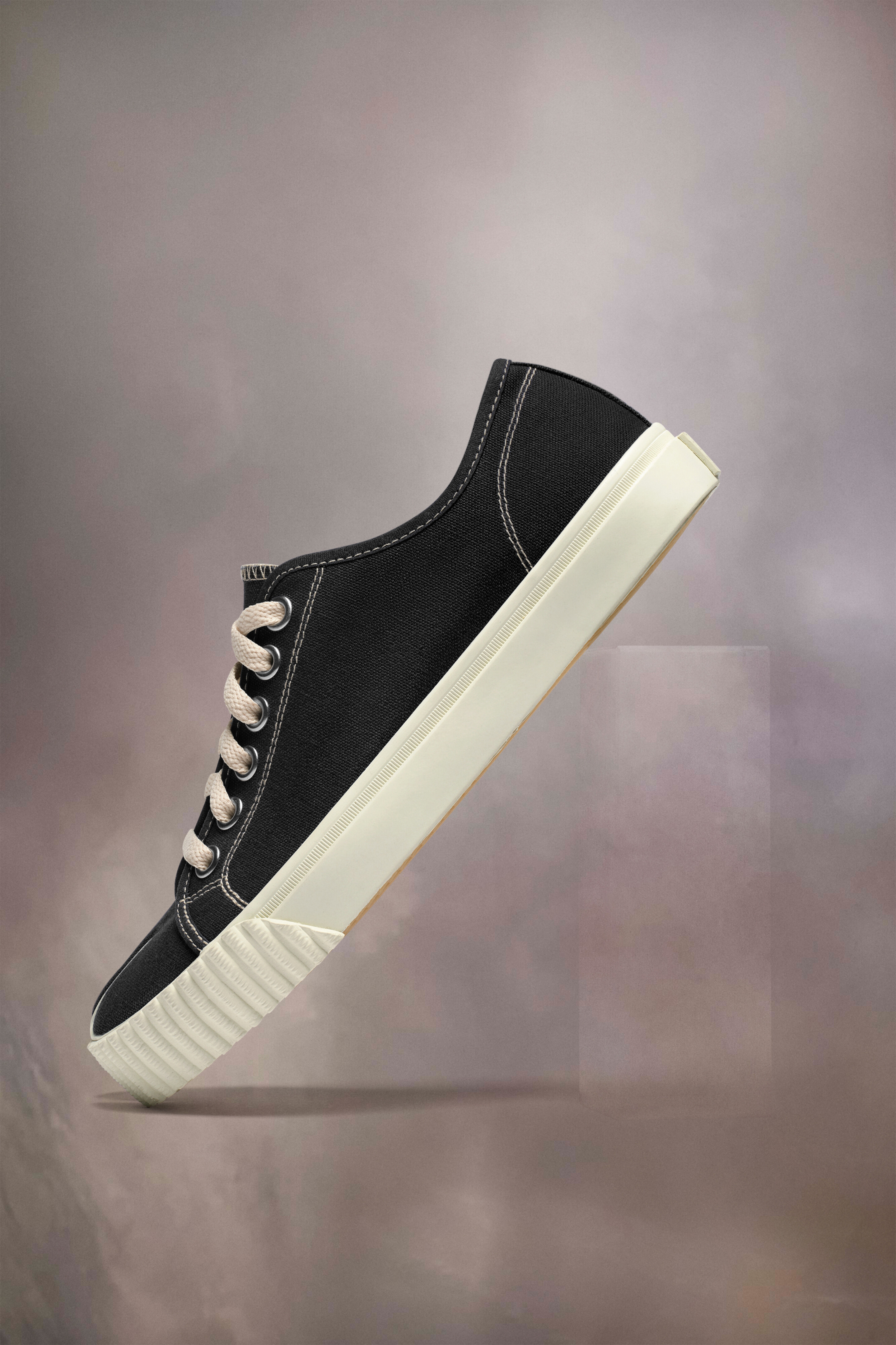 Tabi sneakers