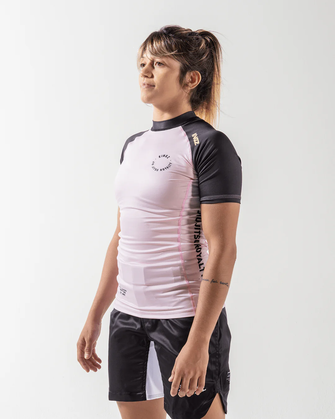 Born To Rule Womens S/S Rashguard