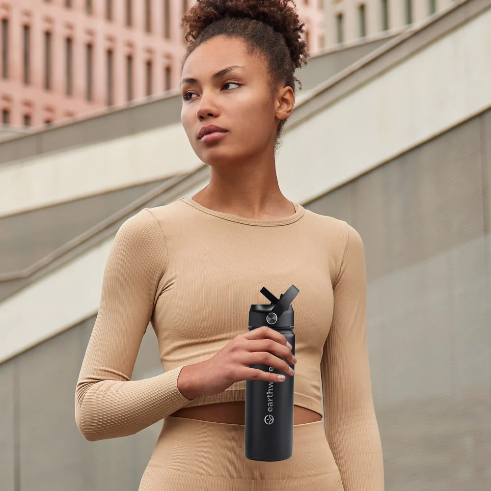 Earth Bottle Premium Insulated Water Bottle with 2 x Caps - Black (550ml)