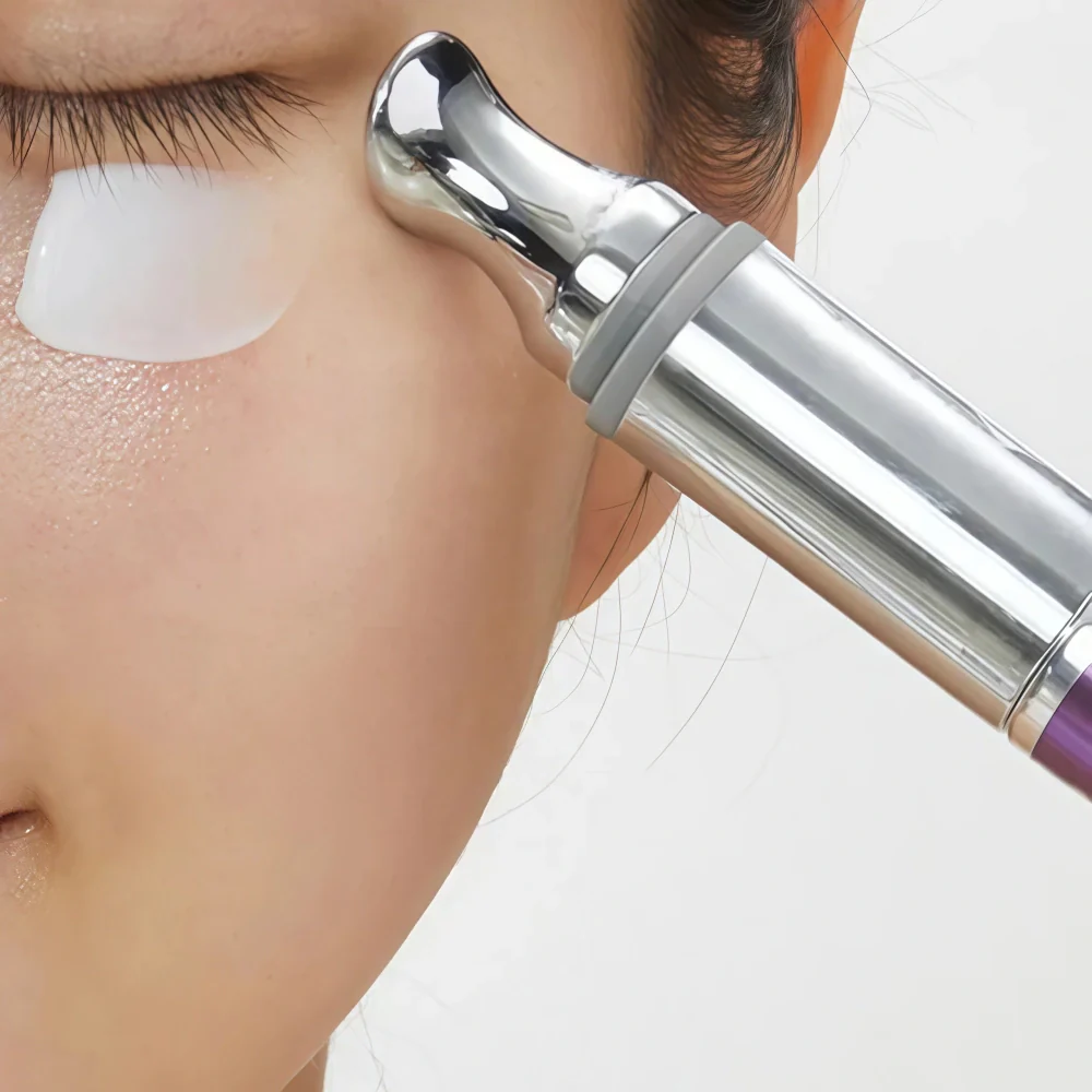 VT Reedle Shot Lifting Eye Cream 15ml