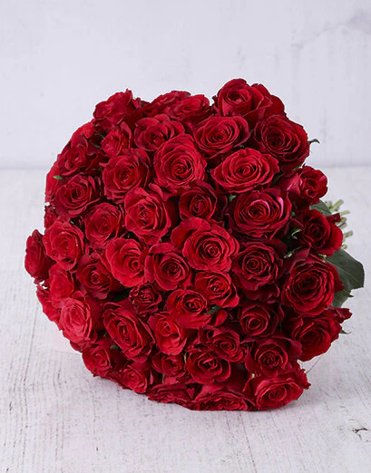 Festive rose bouquet