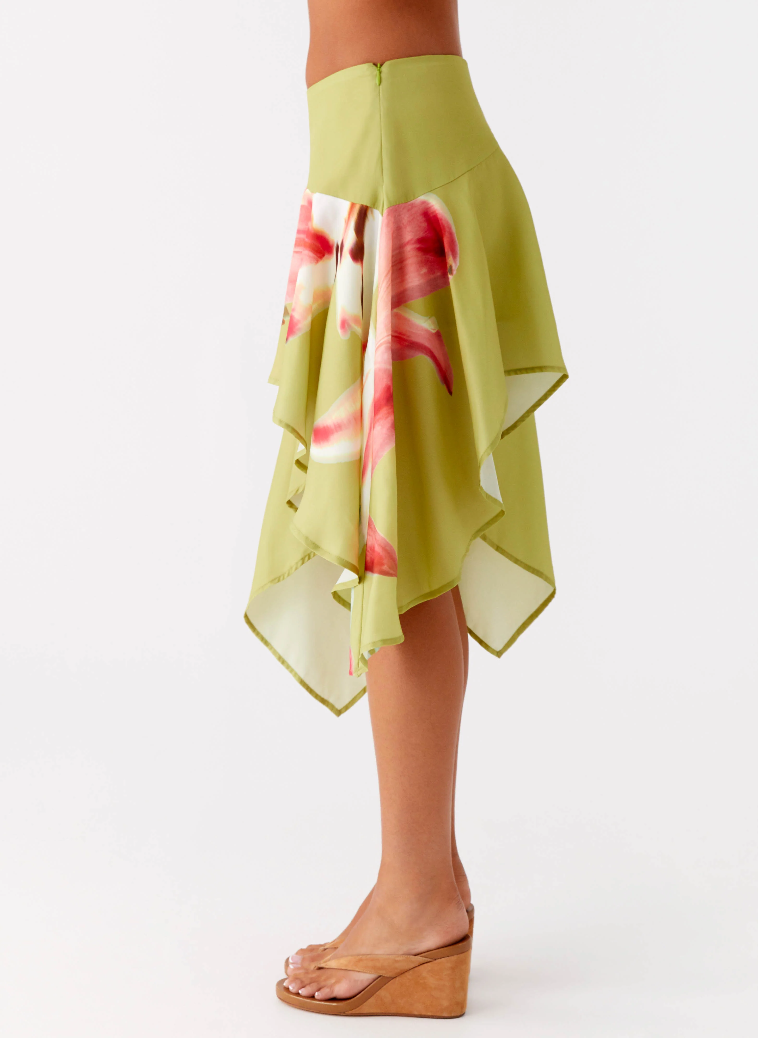 Kia Low Rise Asymmetrical Midi Skirt - Jungle Floral