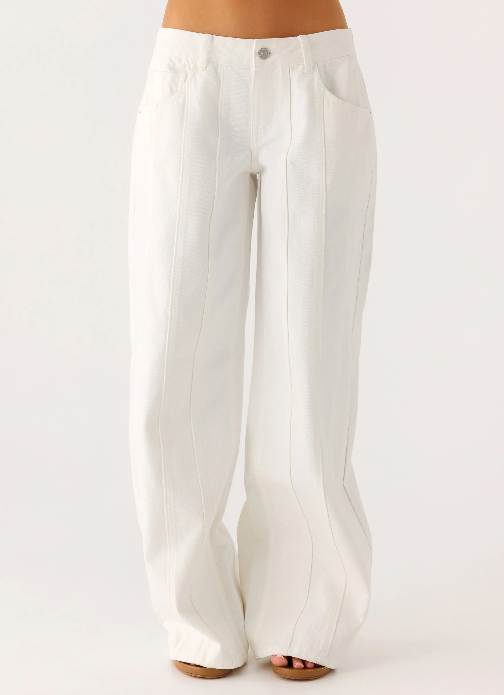 Johnny Low Rise Wide Leg Jeans - White