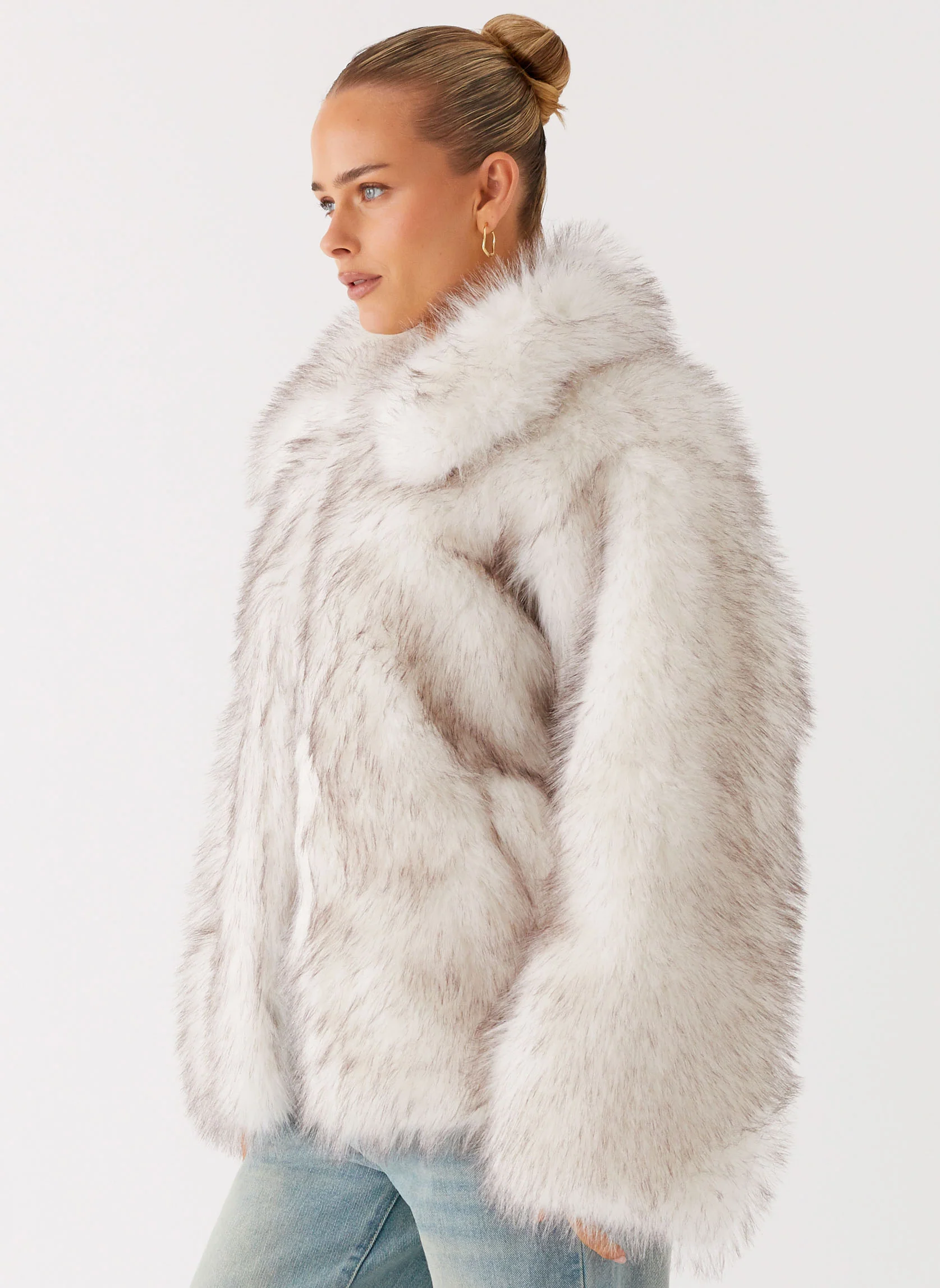 Novera Faux Fur Jacket - White Grey