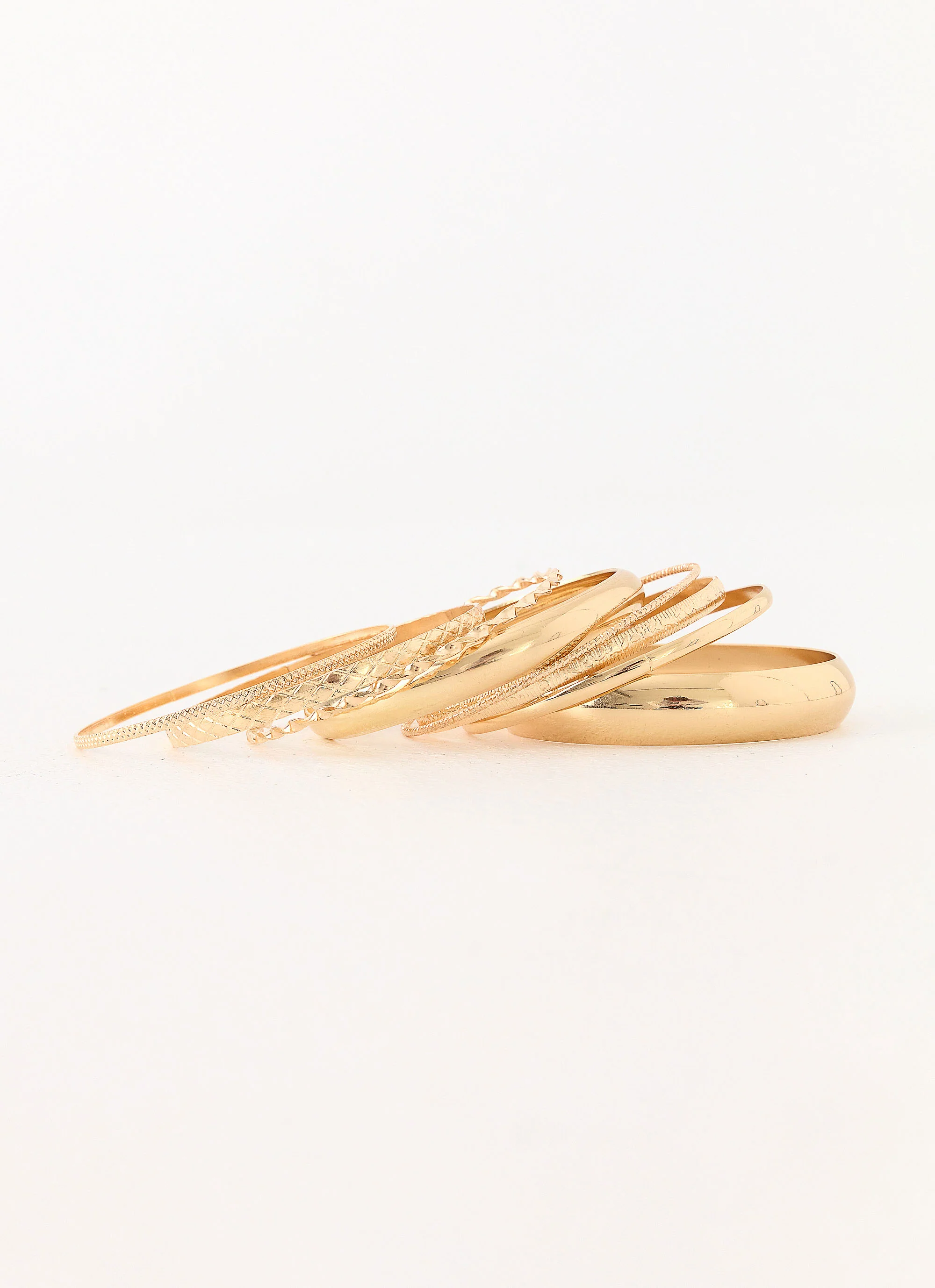 Villa Vibe Bangles - Gold