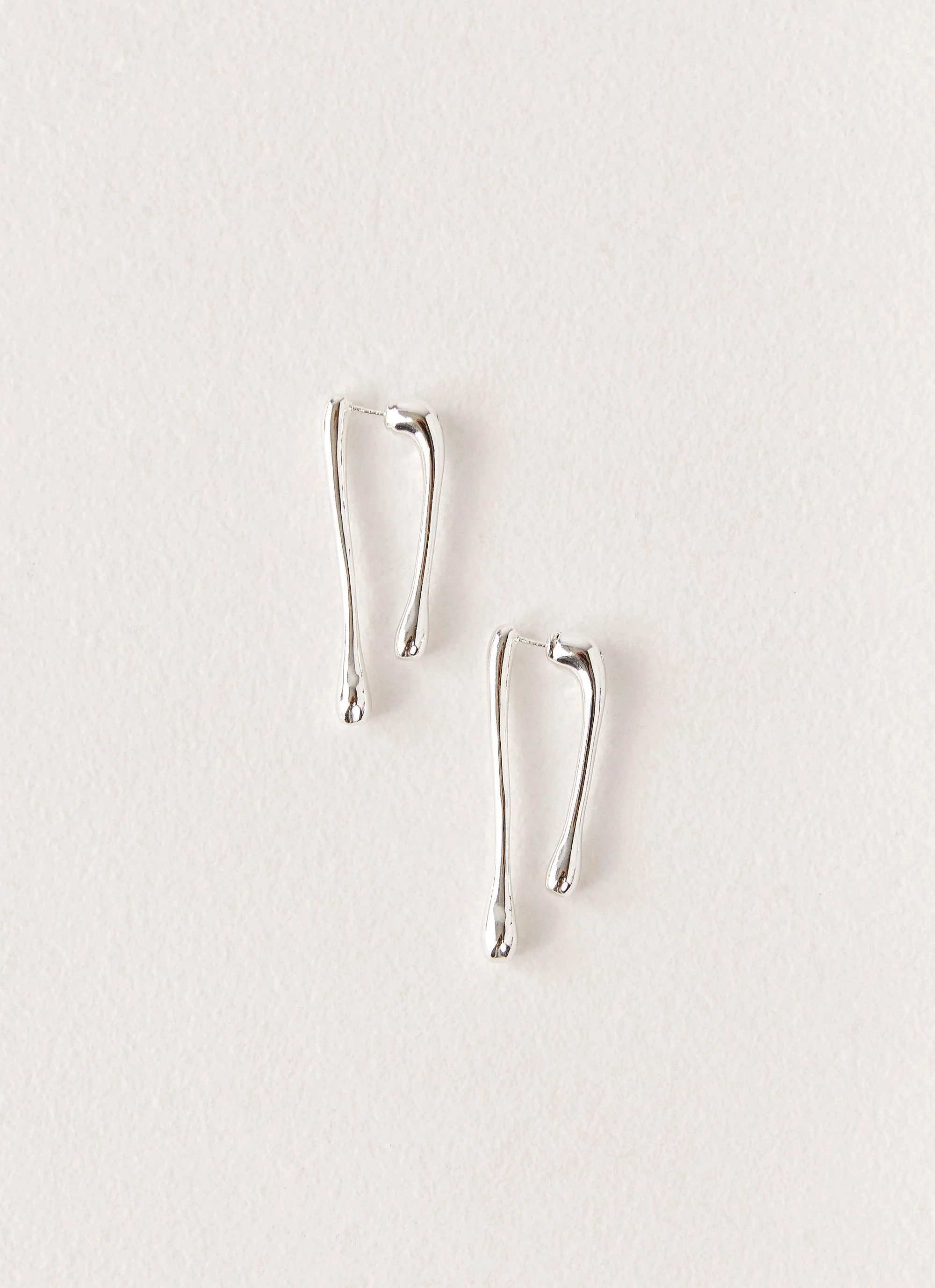 Titus Earrings - Silver