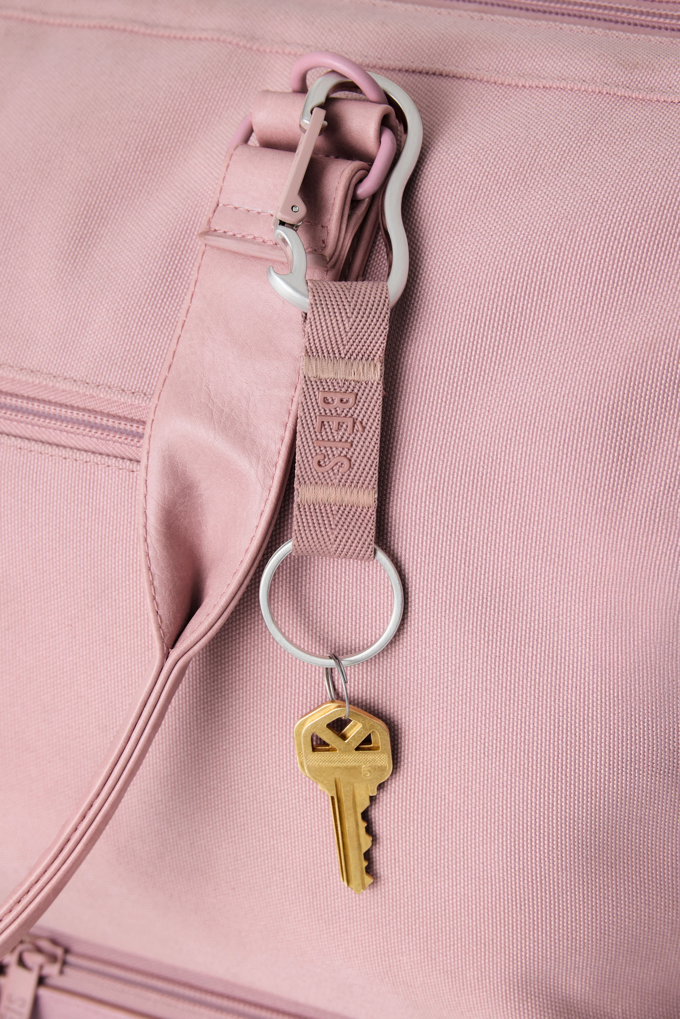The Carabiner in Atlas Pink