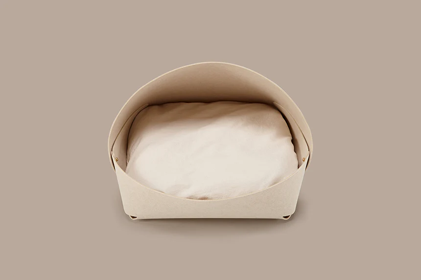 Marron Bed . Oatmeal