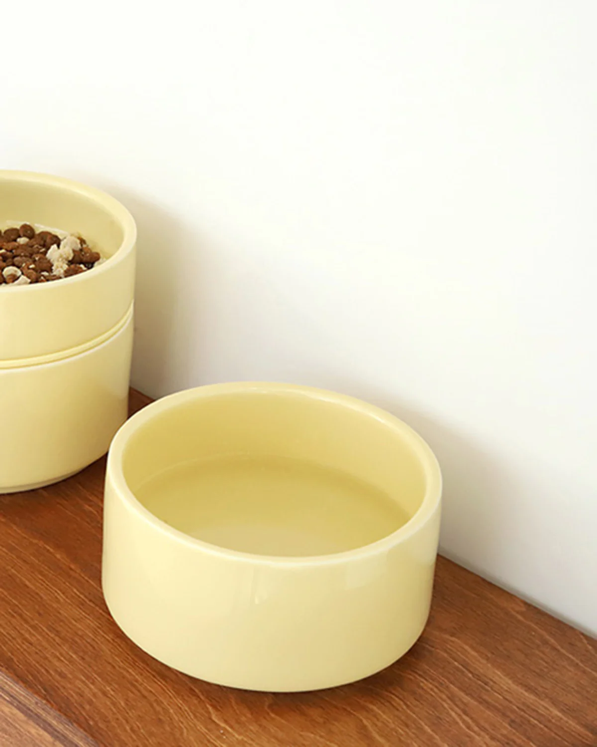 Pudding Pet Bowl . Lemon Yellow