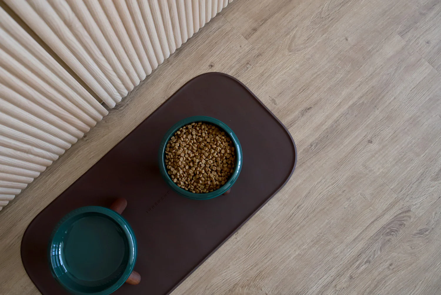 Oreo Elevated Pet Table Wood . Dark Green . Tall