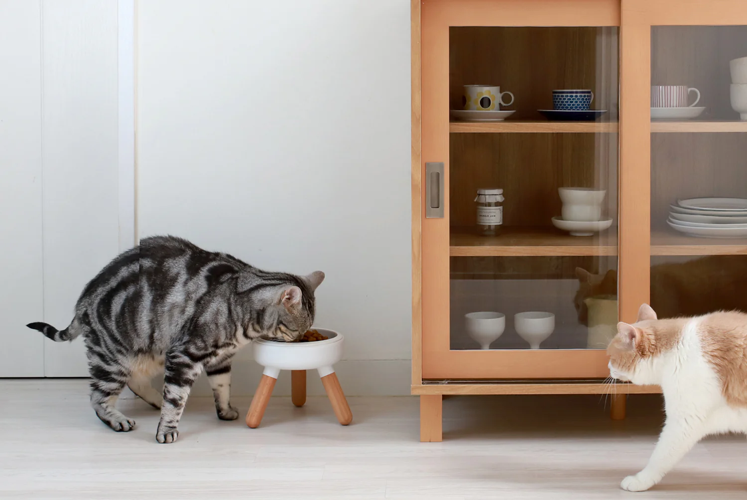 Oreo Elevated Pet Table Wood . Beech . Tall