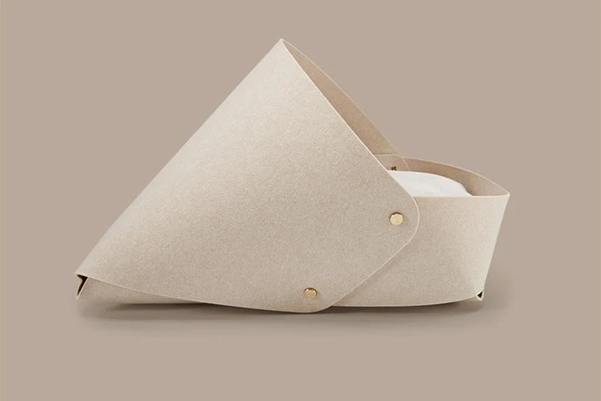 SAMPLE Marron Bed . Oatmeal