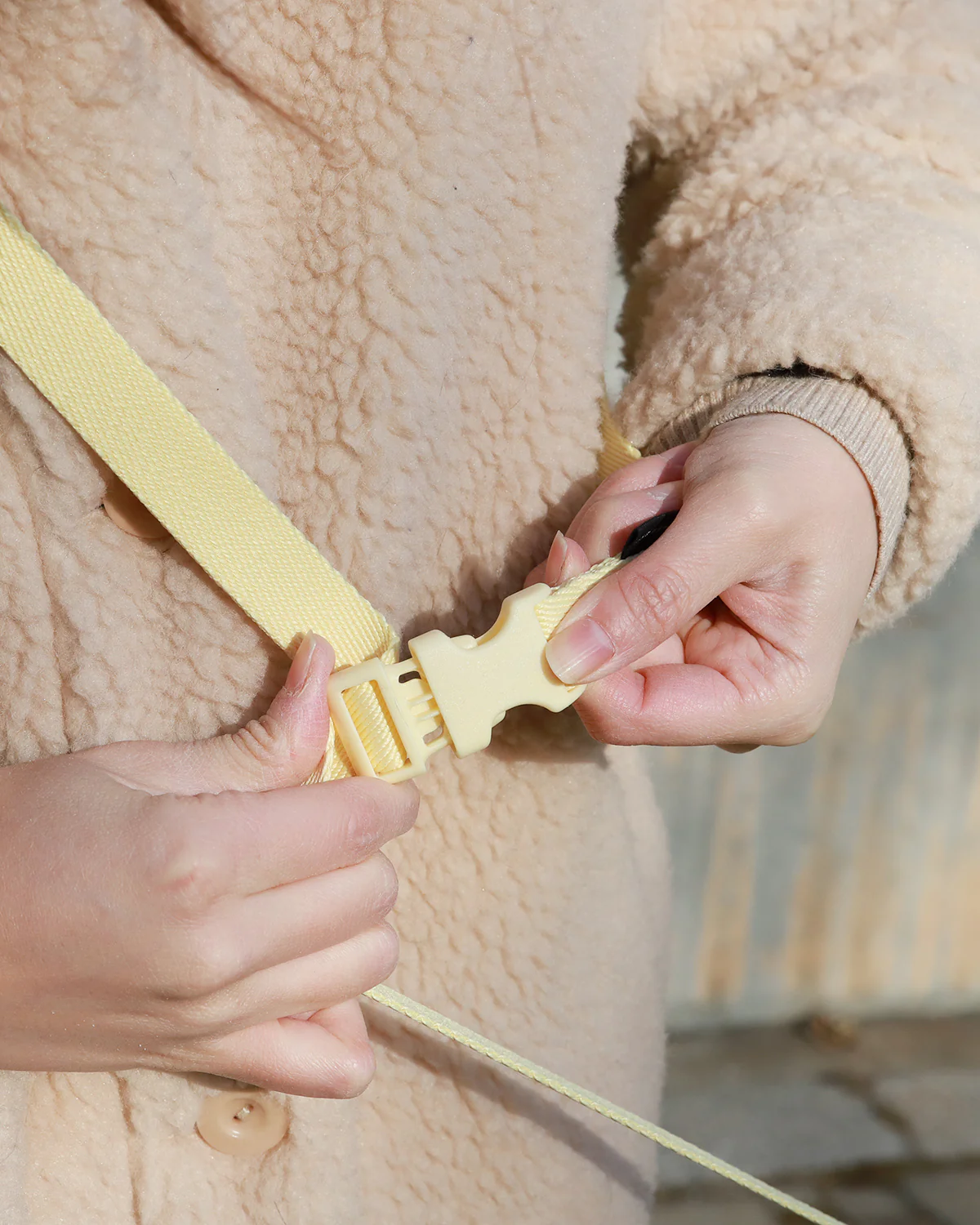 Macaron Hands Free Leash . Lemon