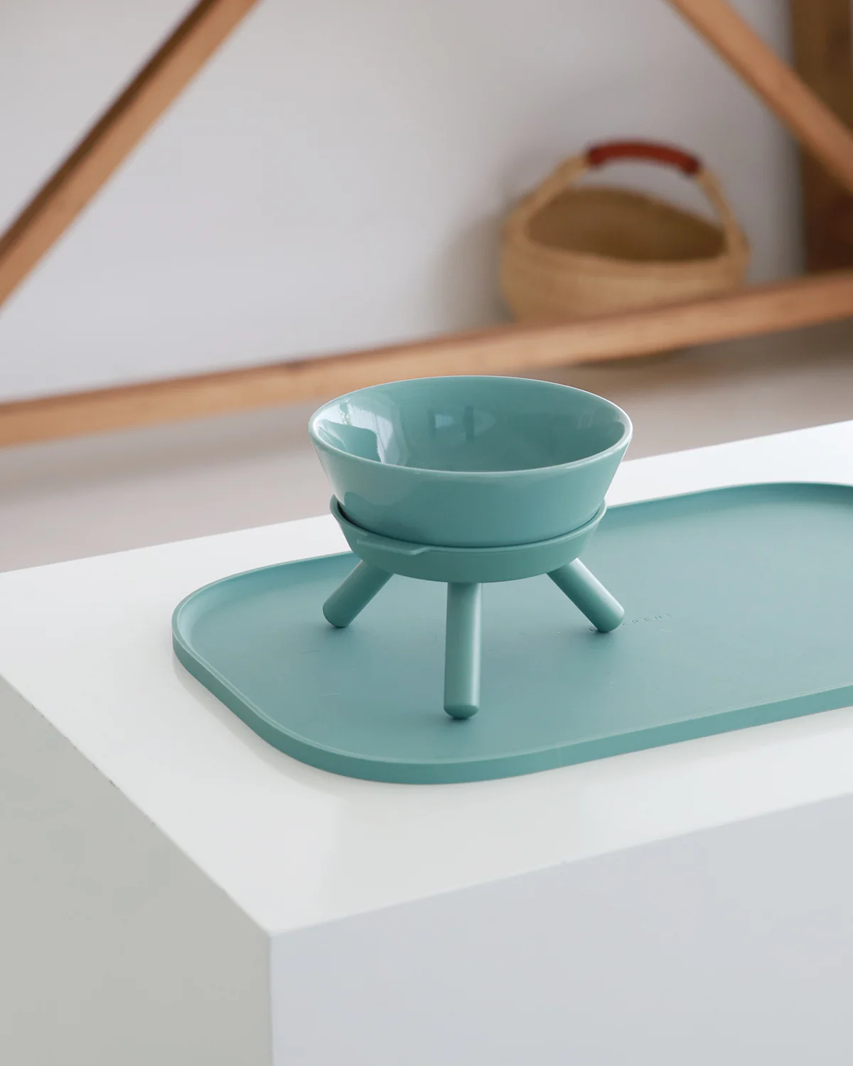 Oreo Elevated Pet Feeder Table . Jade Green . Short