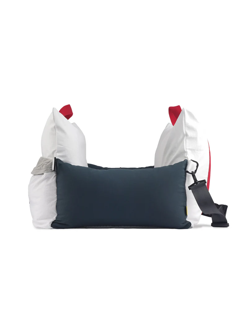 VOYAGE CAR COMFORT SEAT . WHITE APPLE