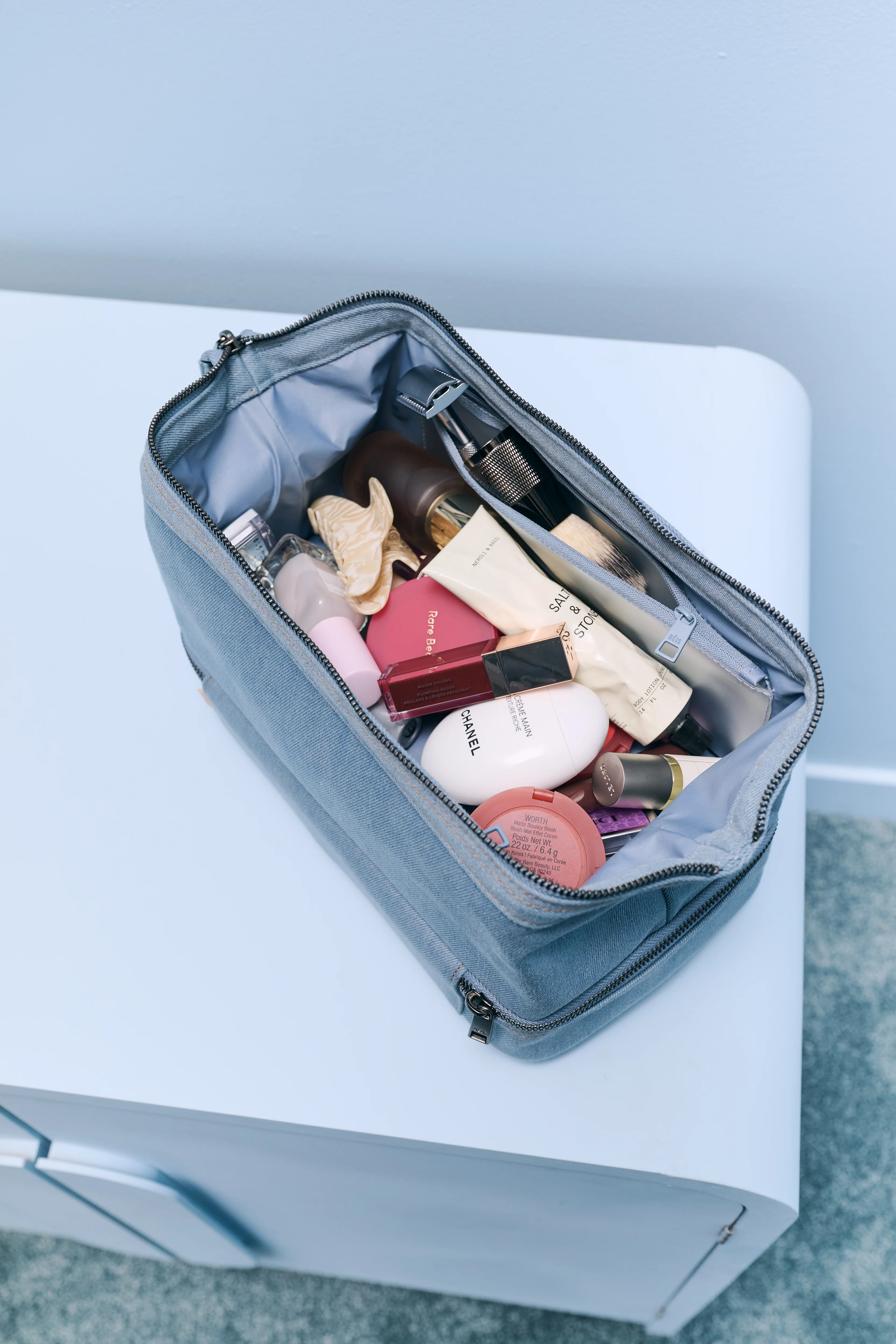 Gap x BÉIS The Dopp Kit in Denim Blue