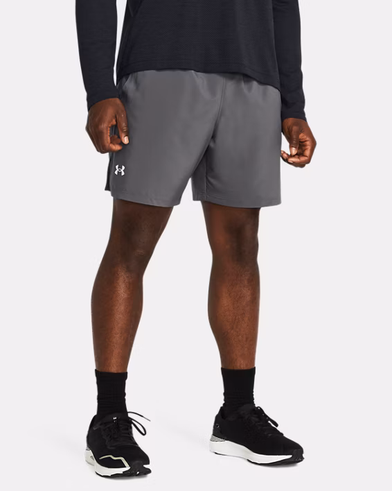 UA Launch Men's 18 cm Shorts