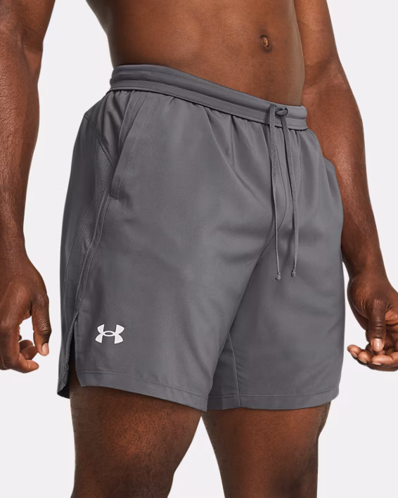 UA Launch Men's 18 cm Shorts