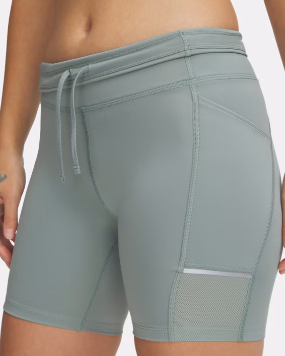 UA Launch Women's 15 cm Shorts